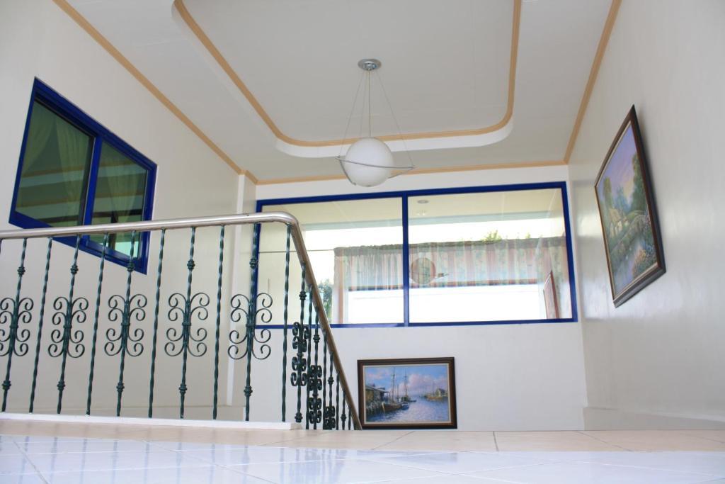 Dumaguete Springs Apartment Dumaguete City Exterior photo