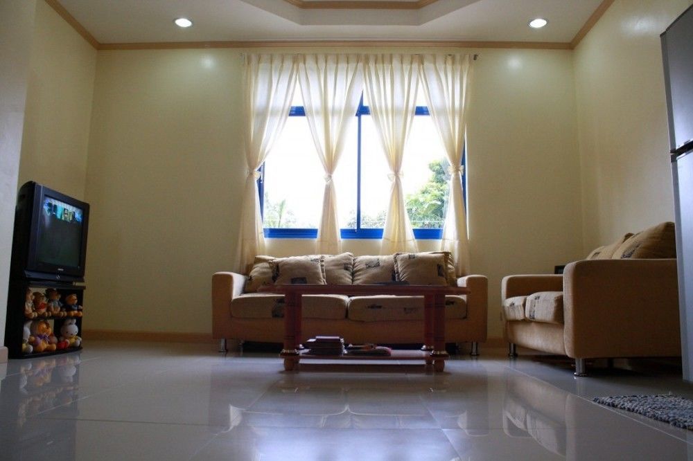 Dumaguete Springs Apartment Dumaguete City Exterior photo